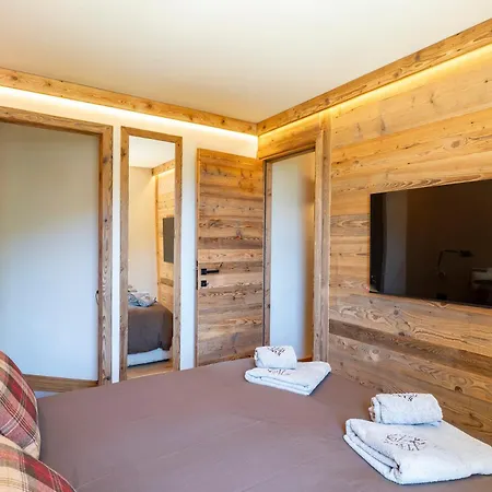 The Nest Alpine Sunshine Ski-in Ski-out 公寓