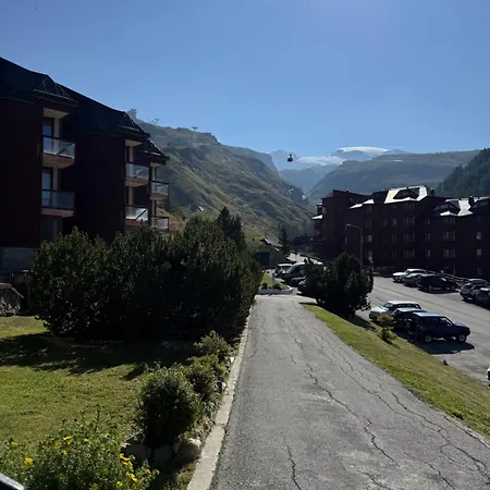 The Nest Alpine Sunshine Ski-in Ski-out 公寓
